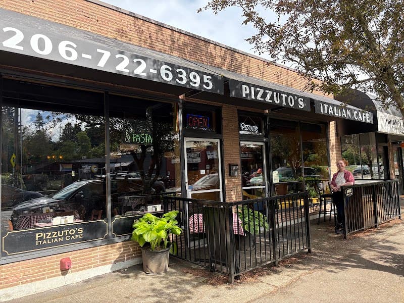 Pizzuto's Italian Cafe